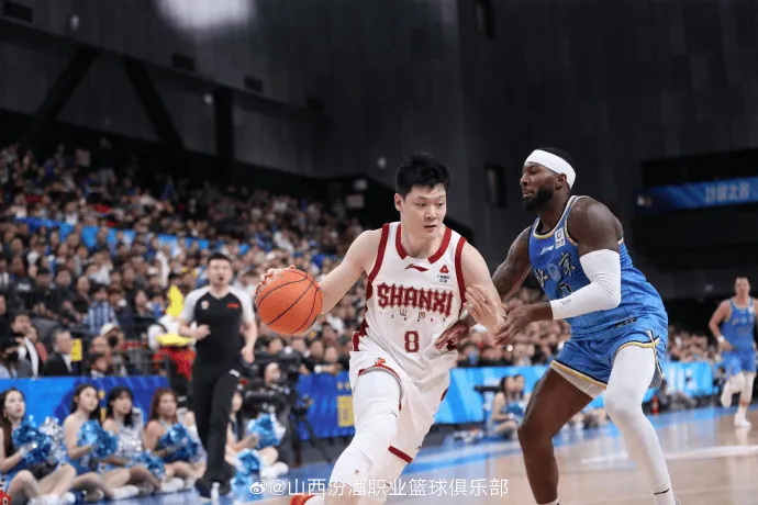 mk体育入口-山西男篮分享本场比赛赛场图集：球队90-84战胜北京男篮